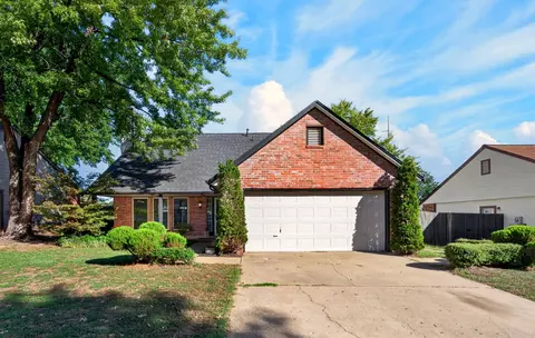 1816 W Gulfport St, Broken Arrow, OK 74011