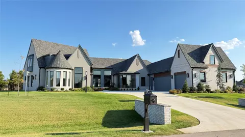 17584 E White Tail Cv, Owasso, OK 74055