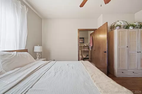 Bedroom - 5665 N 320 Rd, Haskell, OK 74436 photo 2 of 3