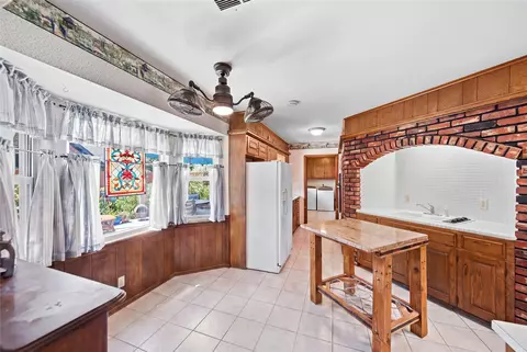 Kitchen - 7812 E 55th St, Tulsa, OK 74145 photo 1 of 4