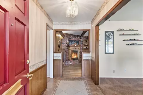 Entry Way - 7812 E 55th St, Tulsa, OK 74145 photo 1 of 2