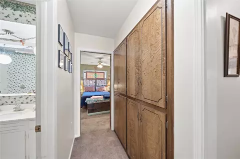 Entry Way - 7812 E 55th St, Tulsa, OK 74145 photo 2 of 2