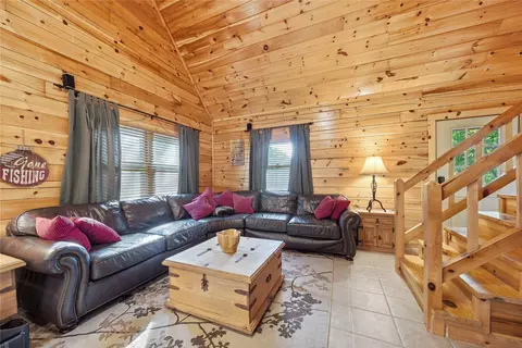Living - 13402 Northern Dr, Hulbert, OK 74441 photo 2 of 2
