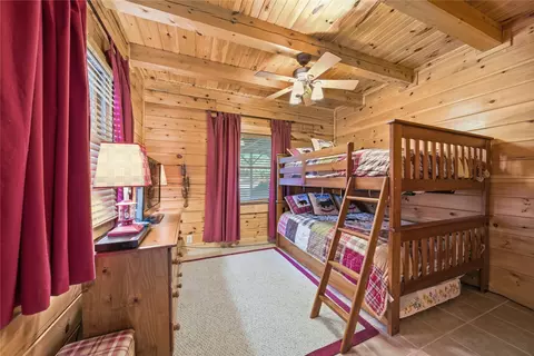 Bedroom - 13402 Northern Dr, Hulbert, OK 74441 photo 2 of 3