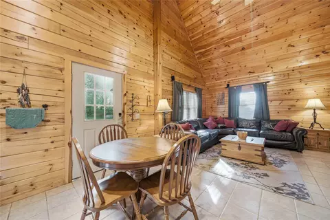 Dining - 13402 Northern Dr, Hulbert, OK 74441 photo 1 of 1