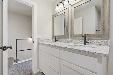 Bath - 310 N Cincinnati Ave, Sperry, OK 74073 photo 4 of 4