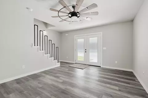 Living - 310 N Cincinnati Ave, Sperry, OK 74073 photo 3 of 4
