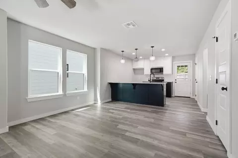 Living - 310 N Cincinnati Ave, Sperry, OK 74073 photo 2 of 4