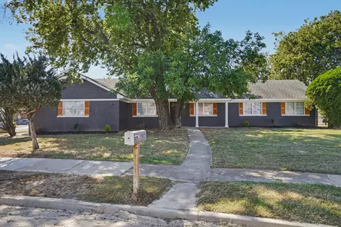 9920 E 28th Pl, Tulsa, OK 74129