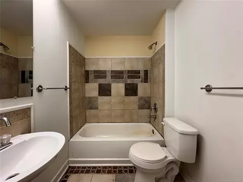 Bath - 2220 W 40th St, Tulsa, OK 74107 photo 1 of 1