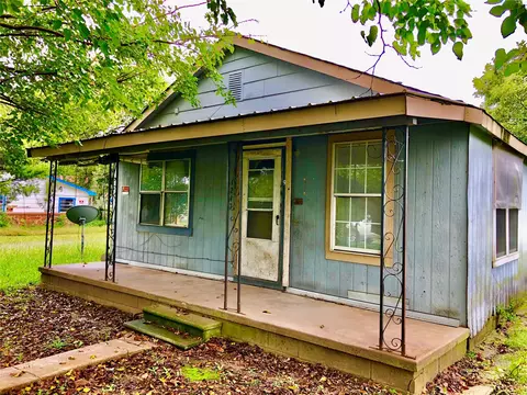 1247 S Choctaw, Atoka, OK 74525