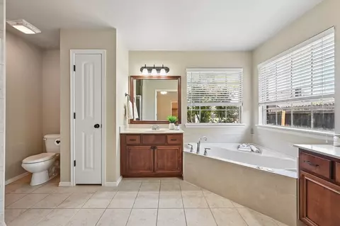 Bath - 18905 E 49th Pl, Tulsa, OK 74134 photo 1 of 6