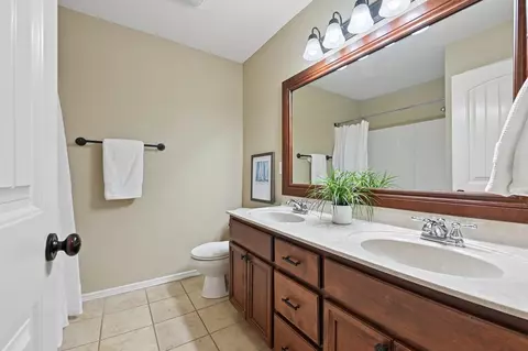 Bath - 18905 E 49th Pl, Tulsa, OK 74134 photo 5 of 6