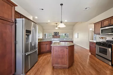 Kitchen - 18905 E 49th Pl, Tulsa, OK 74134 photo 6 of 6