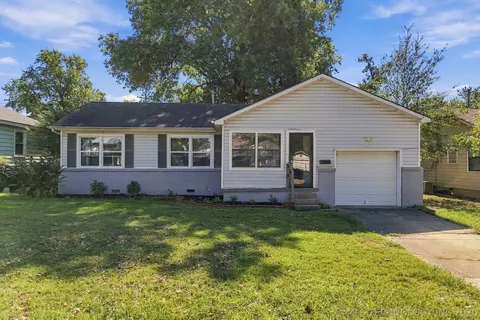 5814 E 18th St, Tulsa, OK 74112