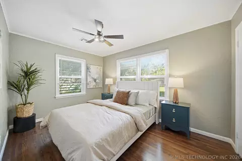 Bedroom - 5814 E 18th St, Tulsa, OK 74112 photo 1 of 2