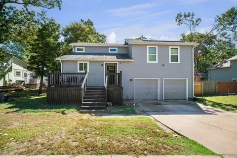 4826 S Linwood Dr, Sand Springs, OK 74063
