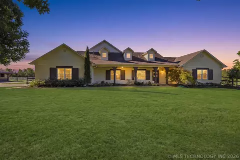770 W 121st St S, Jenks, OK 74037