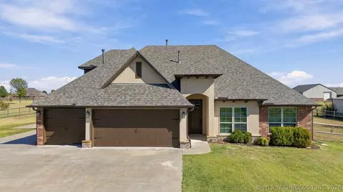 14363 N Sandstone Ave, Skiatook, OK 74070