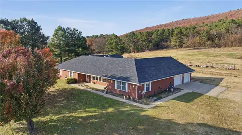 2800 NW 1010th Ave, Wilburton, OK 74578