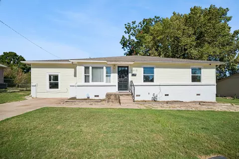1015 Washington Ave, Sand Springs, OK 74063