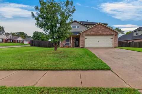 1904 Barnett Pl, Bartlesville, OK 74006