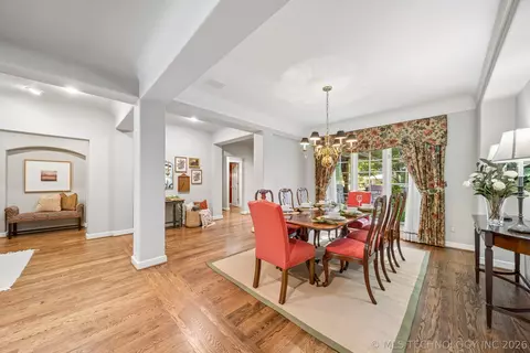 Dining - 1617 E 30th Pl, Tulsa, OK 74114 photo 2 of 2