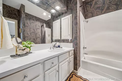 Bath - 1617 E 30th Pl, Tulsa, OK 74114 photo 10 of 10
