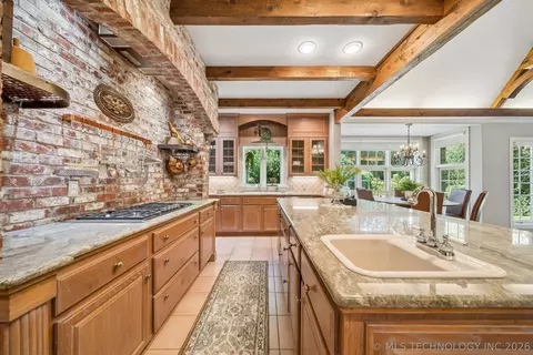 Kitchen - 1617 E 30th Pl, Tulsa, OK 74114 photo 4 of 5