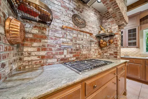 Kitchen - 1617 E 30th Pl, Tulsa, OK 74114 photo 5 of 5