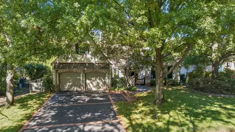 Exterior - 1617 E 30th Pl, Tulsa, OK 74114 photo 6 of 7