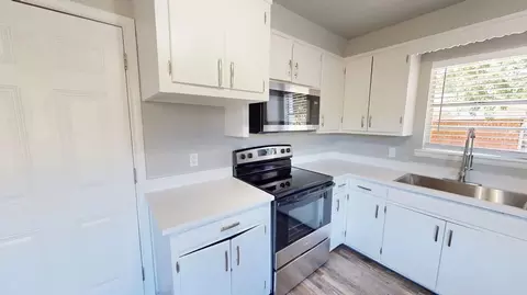 Kitchen - 1516 E Nancy, Ada, OK 74820 photo 3 of 4