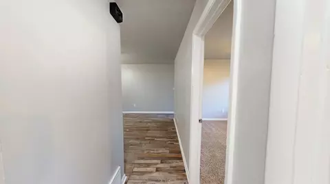 Entry Way - 1516 E Nancy, Ada, OK 74820 photo 3 of 5