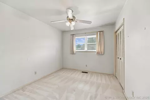 Bedroom - 7207 E 55th Pl, Tulsa, OK 74145 photo 1 of 3