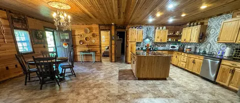 Kitchen - 12992 W Killabrew Rd, Hulbert, OK 74441 photo 1 of 4