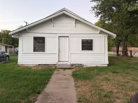 1903 W Easton Ct, Tulsa, OK 74127