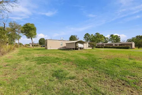 Exterior - 229 Forest Ln, Durant, OK 74701 photo 1 of 4