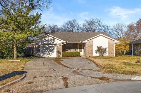 910 W 24th, Ada, OK 74820
