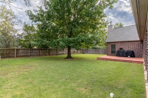 Exterior - 5410 E 109th Pl, Tulsa, OK 74137 photo 5 of 7