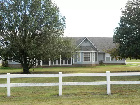8904 E 156th St N, Collinsville, OK 74021
