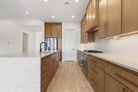 Kitchen - 14820 S Sequoia St, Glenpool, OK 74033 photo 3 of 3