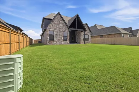 Exterior - 14820 S Sequoia St, Glenpool, OK 74033 photo 7 of 8