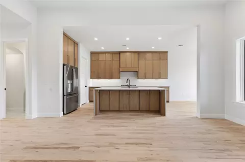 Living - 14820 S Sequoia St, Glenpool, OK 74033 photo 6 of 6