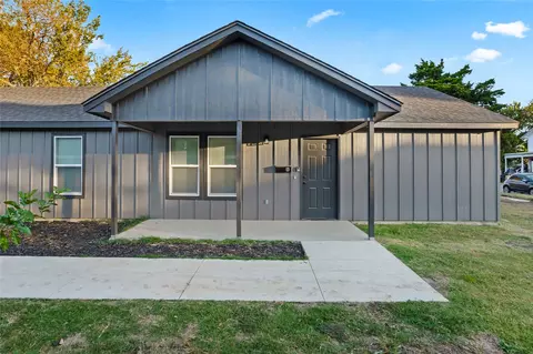 423 S Chickasaw Ave, Bartlesville, OK 74003