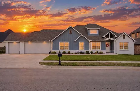 18977 E Ridgeline Rd, Catoosa, OK 74015