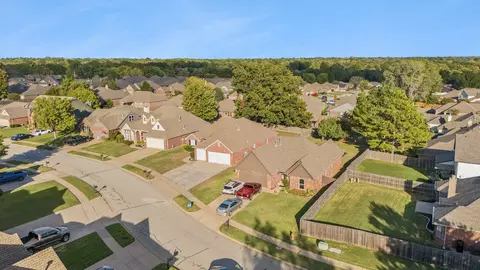 View/Area - 8105 S Elder Ave, Broken Arrow, OK 74011 photo 1 of 3