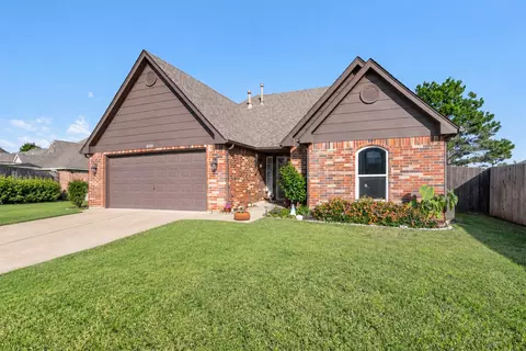 8105 S Elder Ave, Broken Arrow, OK 74011