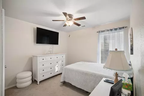 Bedroom - 8105 S Elder Ave, Broken Arrow, OK 74011 photo 1 of 4