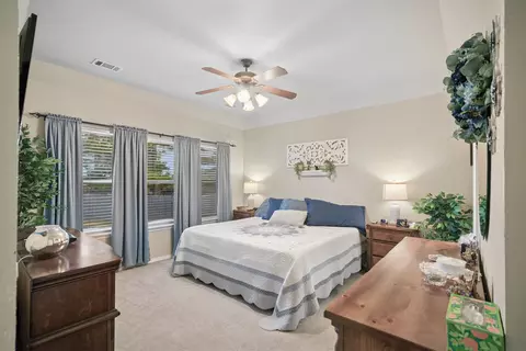 Bedroom - 8105 S Elder Ave, Broken Arrow, OK 74011 photo 3 of 4
