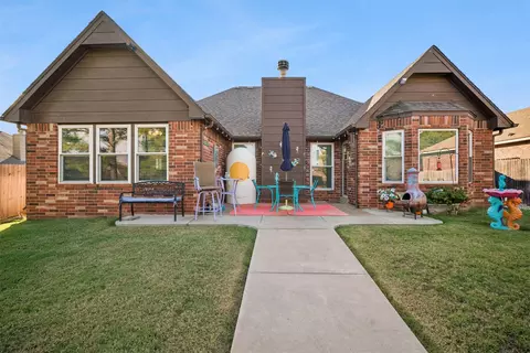 Exterior - 8105 S Elder Ave, Broken Arrow, OK 74011 photo 5 of 10